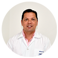 Dr. Nicolás Yee Segmento Anterior y Catarata fotografía Dr. Nicolás Yee Segmento Anterior y Catarata